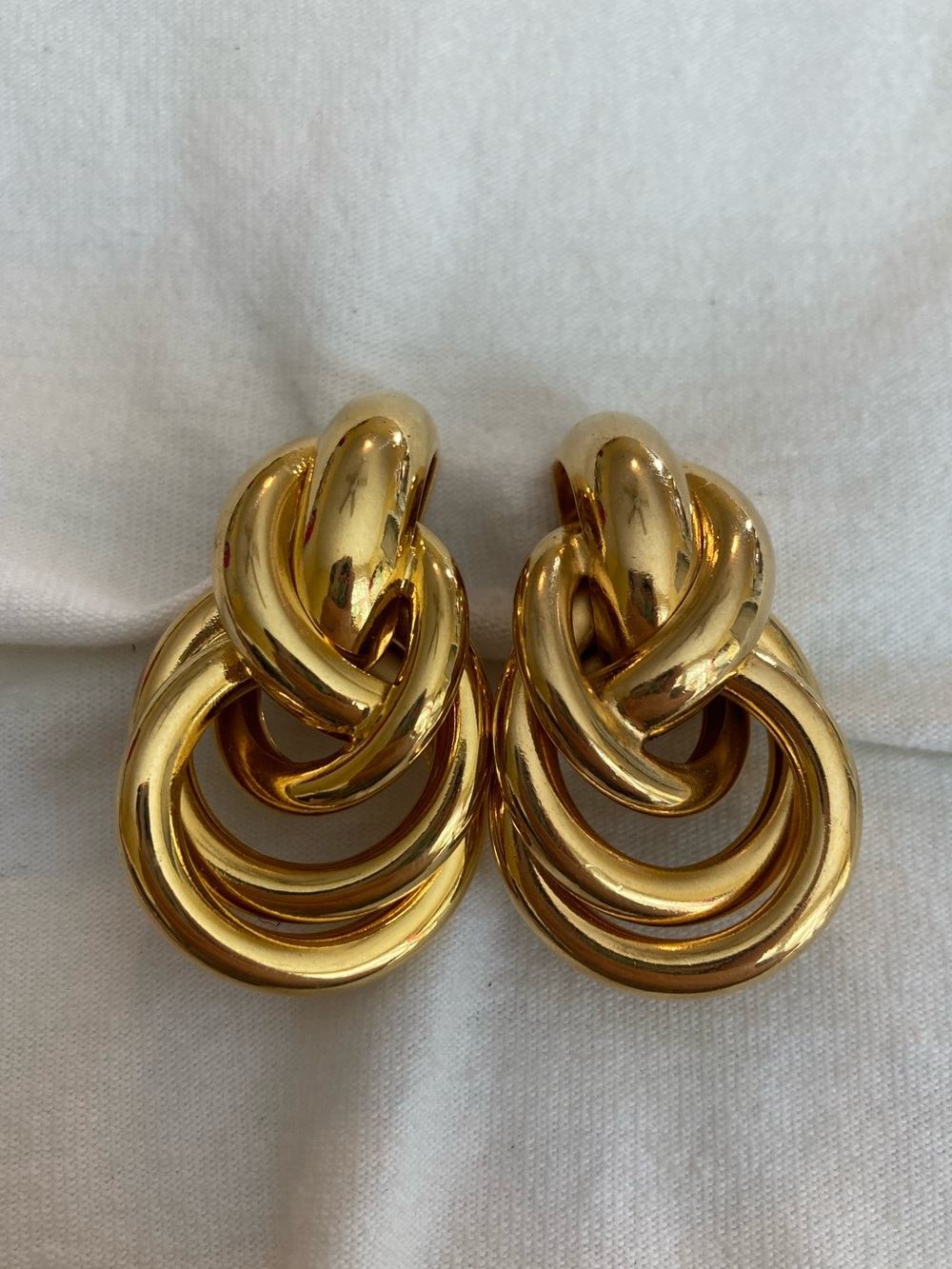 Erwin Pearl Signed Vintage Door Knocker Runway Clip on Earrings